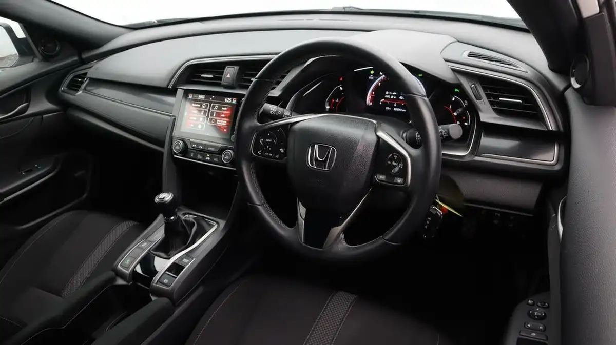 2021-honda-civic-15-vtec-turbo-sport-ss-big-9
