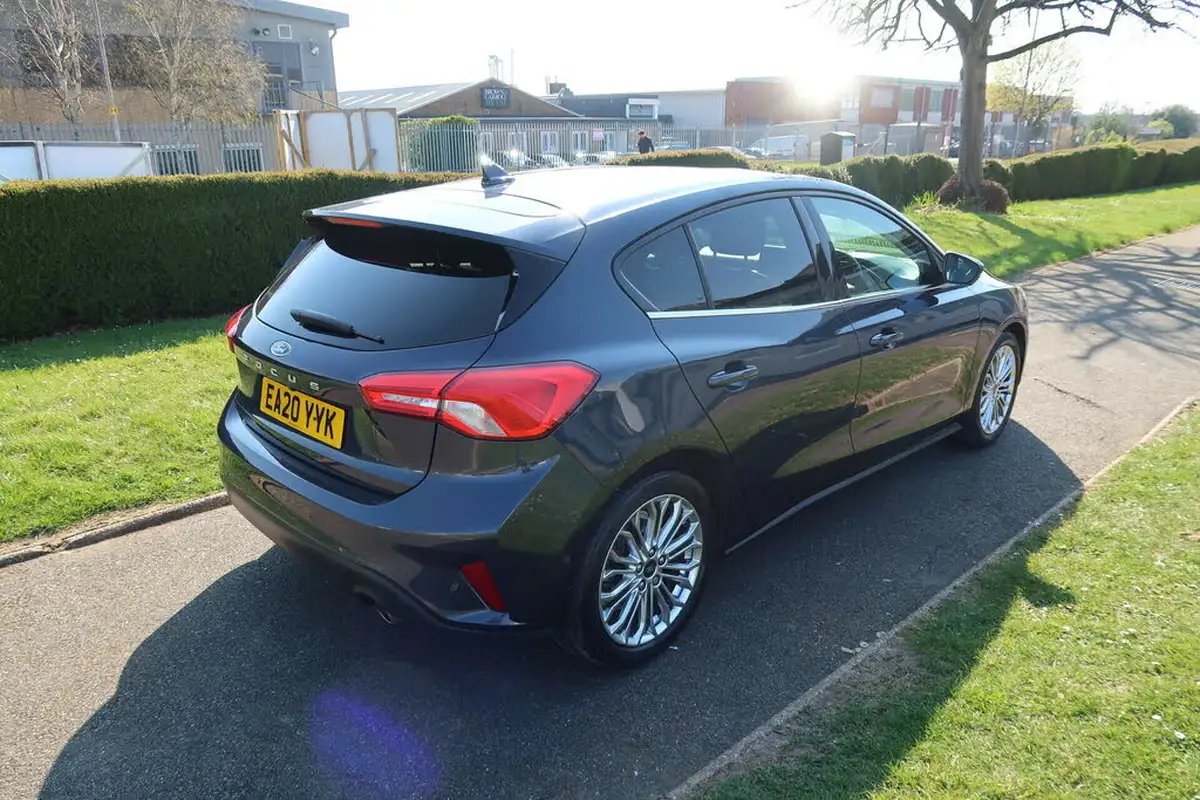 2020-ford-focus-10t-titanium-x-edition-125ps-hybrid-mhev-hatchback-big-13
