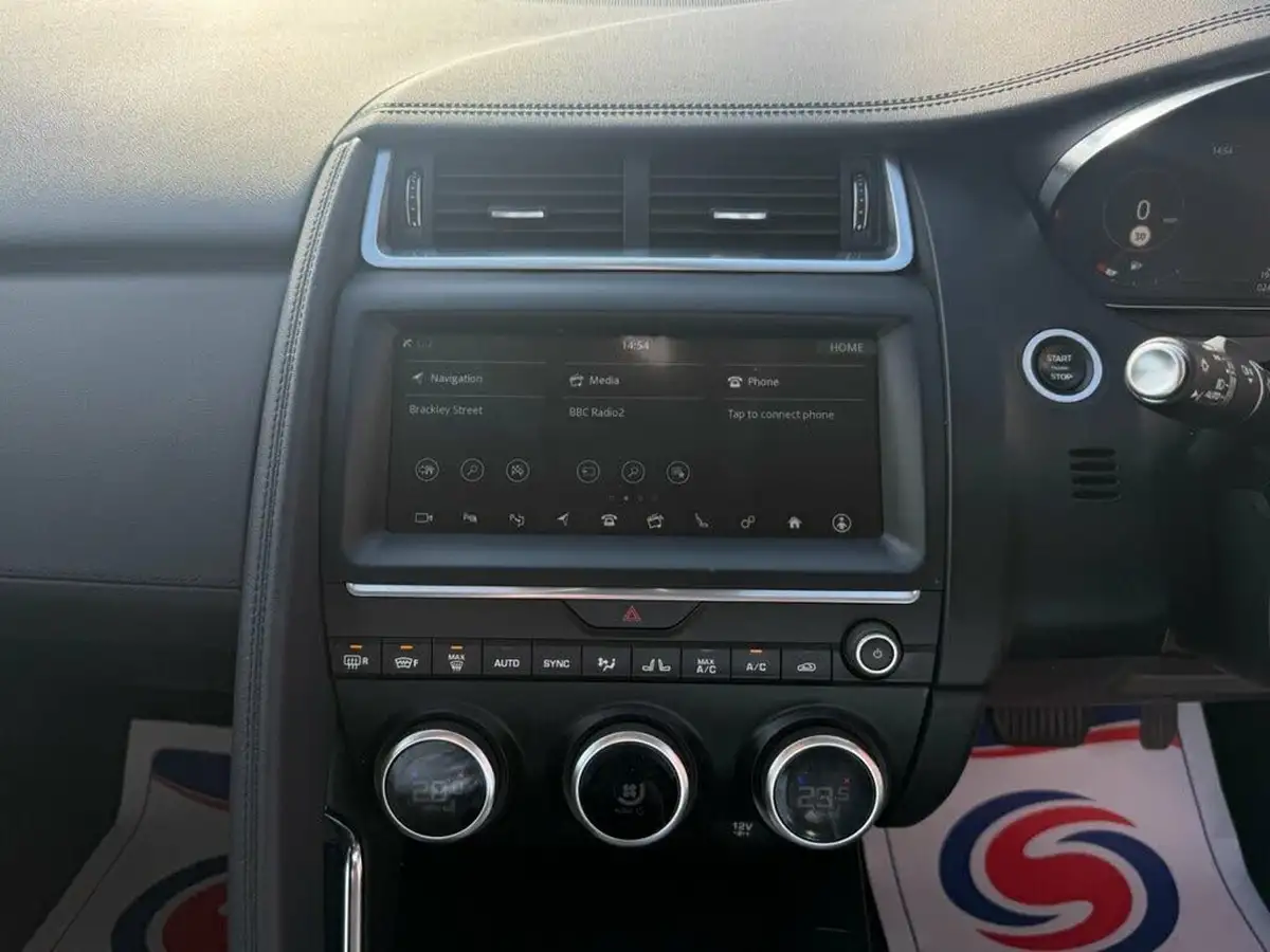 2020-jaguar-e-pace-20-i4d-hse-180ps-big-56