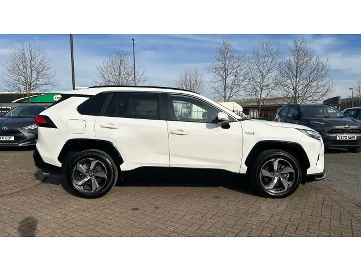 2023-toyota-rav4-25-vvt-i-design-302bhp-plug-in-big-15