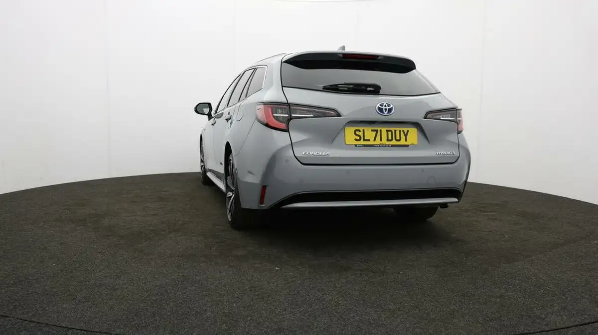 2021-toyota-corolla-18-vvt-i-design-trk-hatchback-5d-big-23