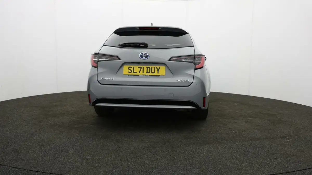 2021-toyota-corolla-18-vvt-i-design-trk-hatchback-5d-big-5