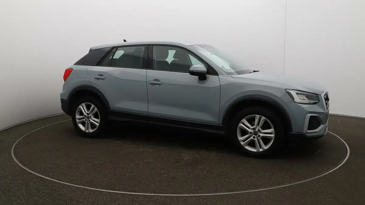 2022-audi-q2-15-35-tfsi-sport-s-tronic-big-37