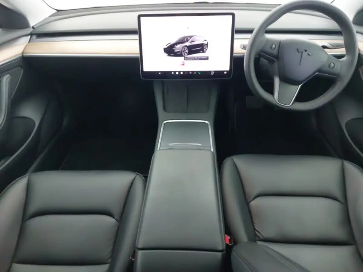 2022-tesla-model-3-e-long-range-big-2