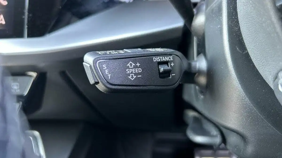 2022-audi-s3-20-tfsi-sportback-5d-big-36