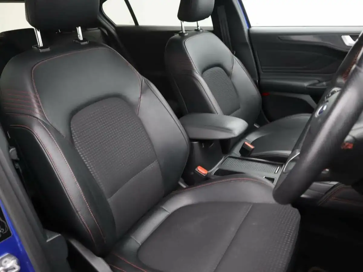 2019-ford-focus-20-st-line-x-ss-hatchback-big-7