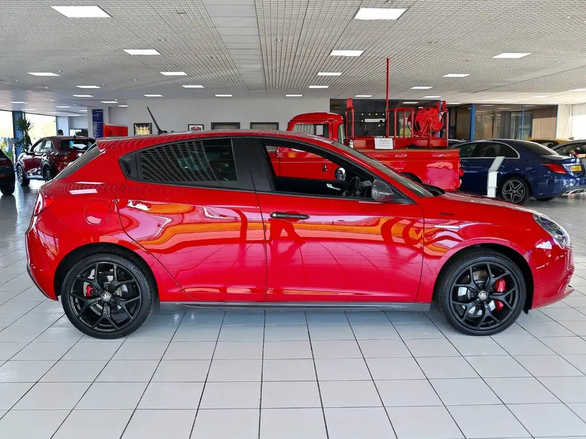 2020-alfa-romeo-giulietta-14-tb-sprint-big-5