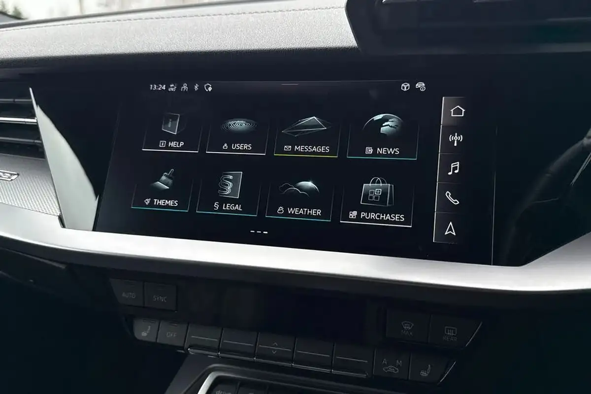 2023-audi-s3-20-tfsi-saloon-4d-big-38