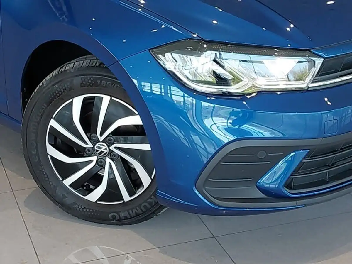 2024-volkswagen-polo-10-tsi-life-dsg-big-8
