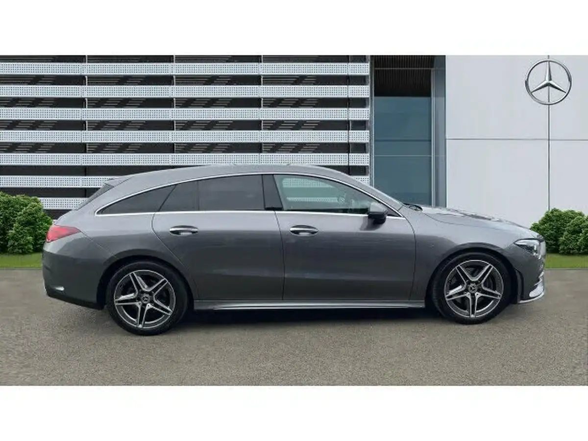 2022-mercedes-benz-cla-13-cla-200-amg-line-premium-shooting-brake-5d-big-4