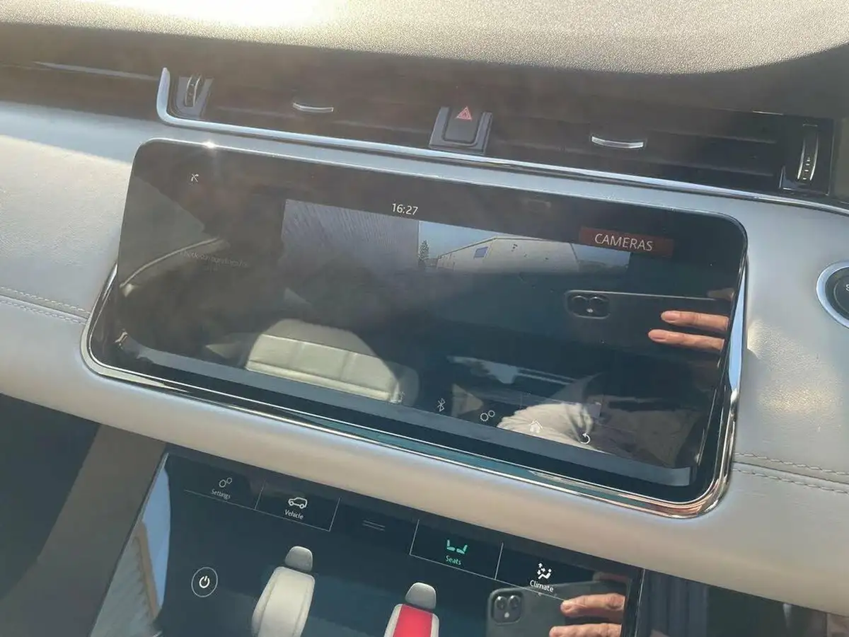 2019-land-rover-range-rover-evoque-20-d240-r-dynamic-hse-big-16