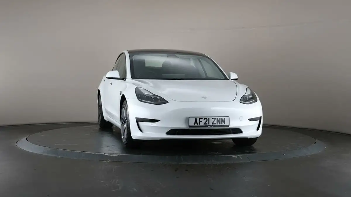 2021-tesla-model-3-e-standard-plus-big-42