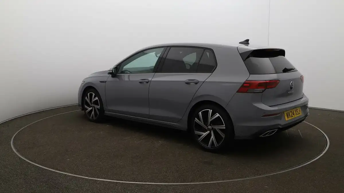 2024-volkswagen-golf-15-etsi-r-line-evo-hatchback-big-56