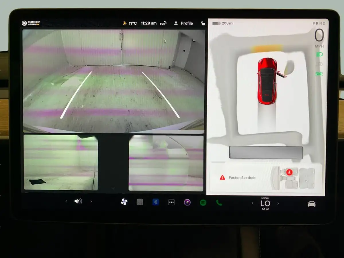 2022-tesla-model-y-e-long-range-big-19