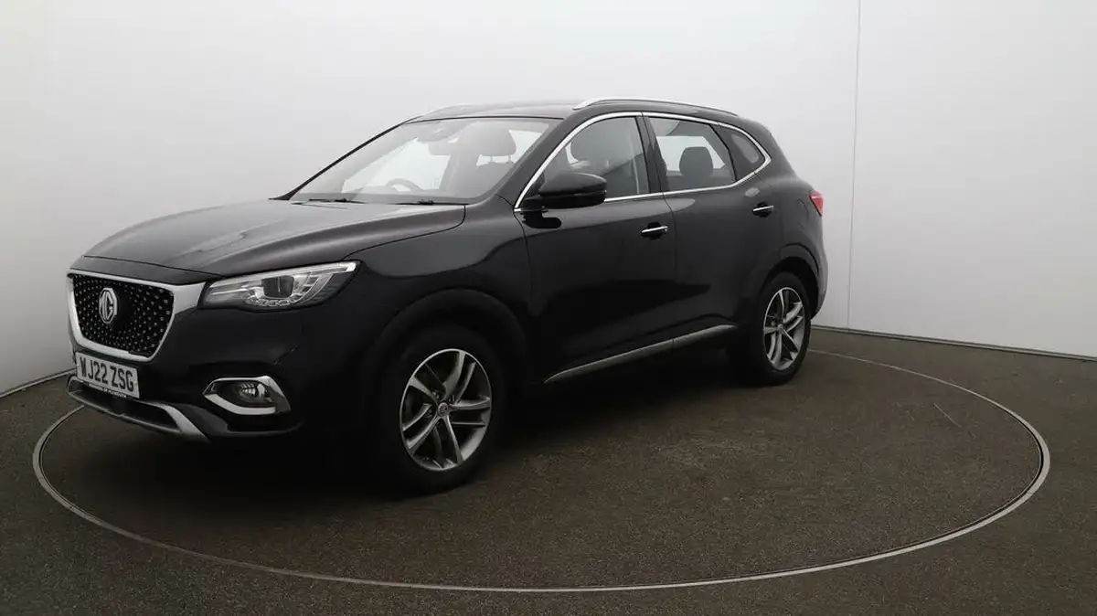 2022-mg-hs-15t-gdi-excite-162ps-big-3