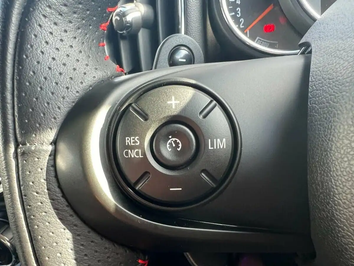 2017-mini-countryman-20-cooper-s-ss-auto-big-13