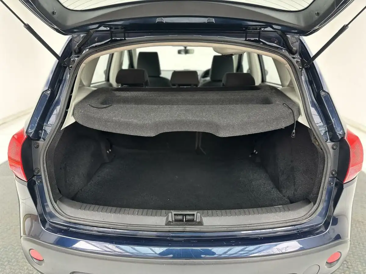 2008-nissan-qashqai-16-visia-big-12