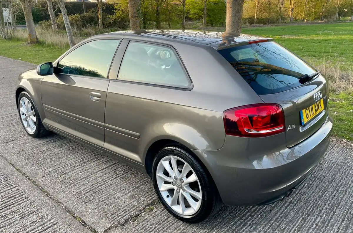 2011-audi-a3-14-sport-tfsi-hatchback-3d-big-51