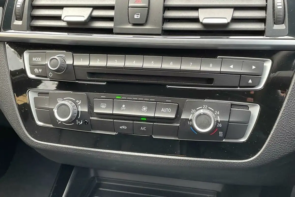 2018-bmw-1-series-15-118i-m-sport-5d-auto-big-37