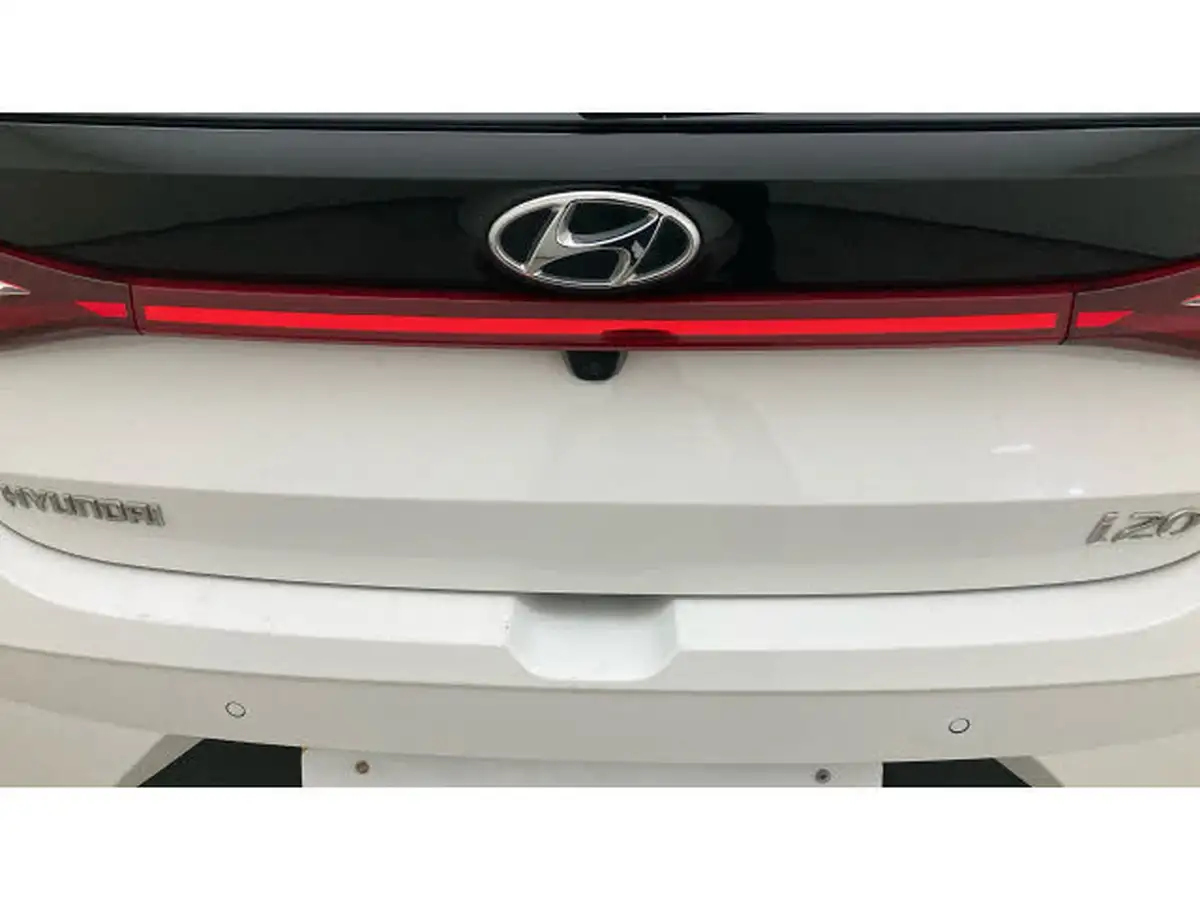 2022-hyundai-i20-10-t-gdi-se-connect-dct-big-41