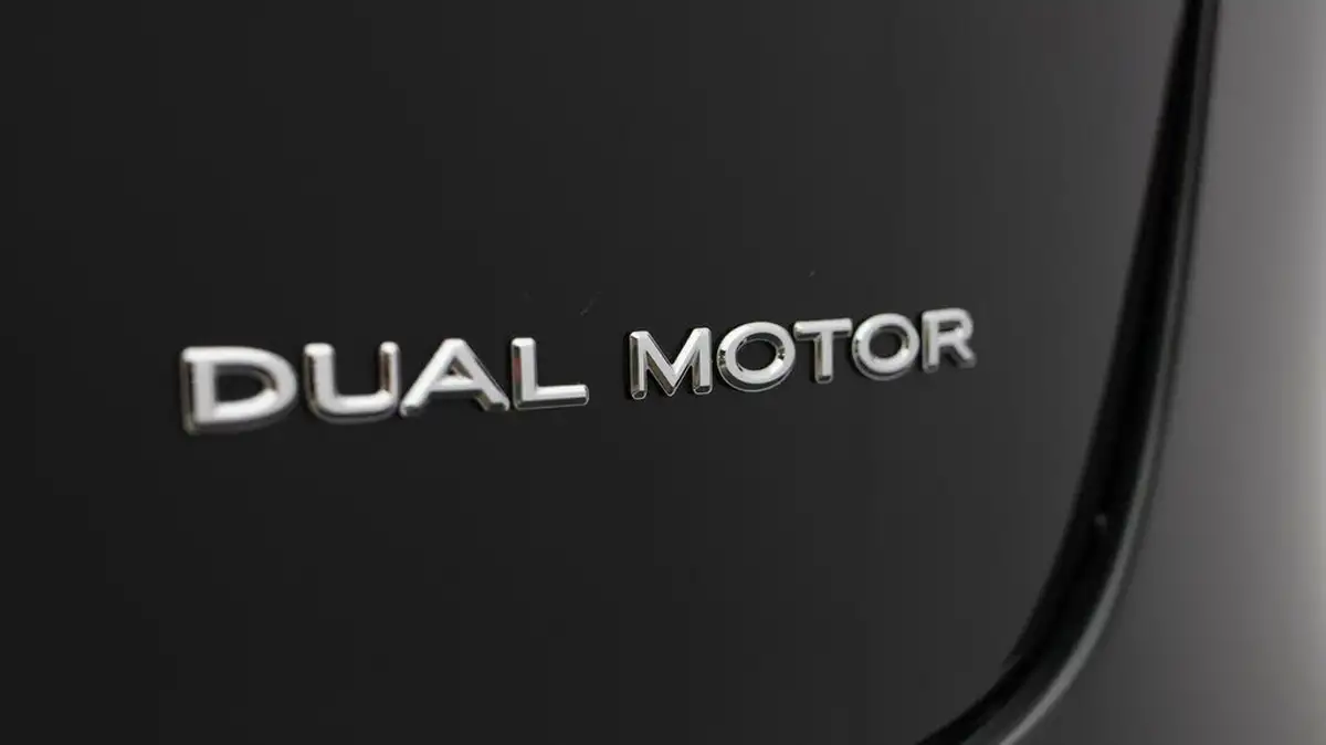 2020-tesla-model-3-e-long-range-big-20