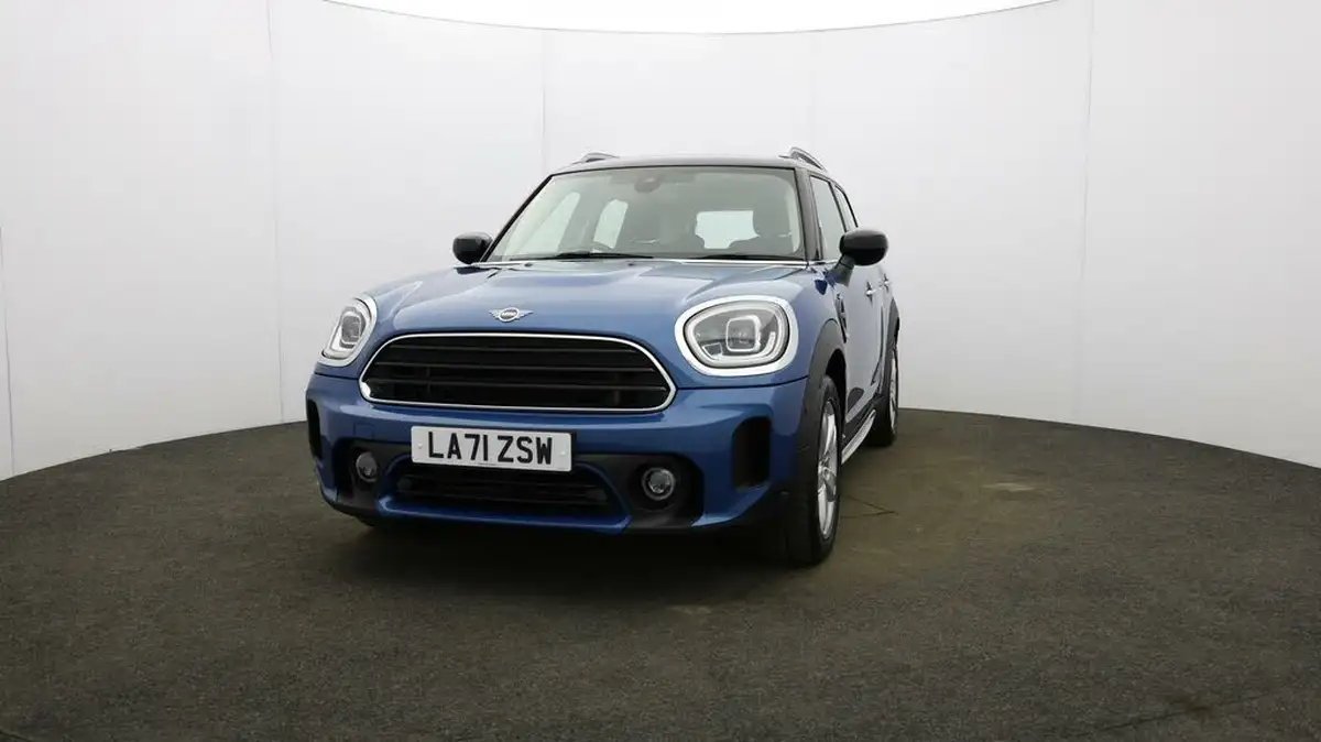 2022-mini-countryman-15-cooper-classic-auto-big-32