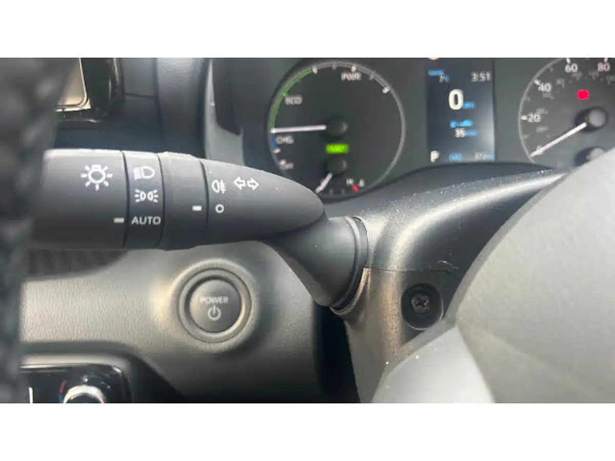 2025-mazda-mazda2-15-exclusive-line-big-23
