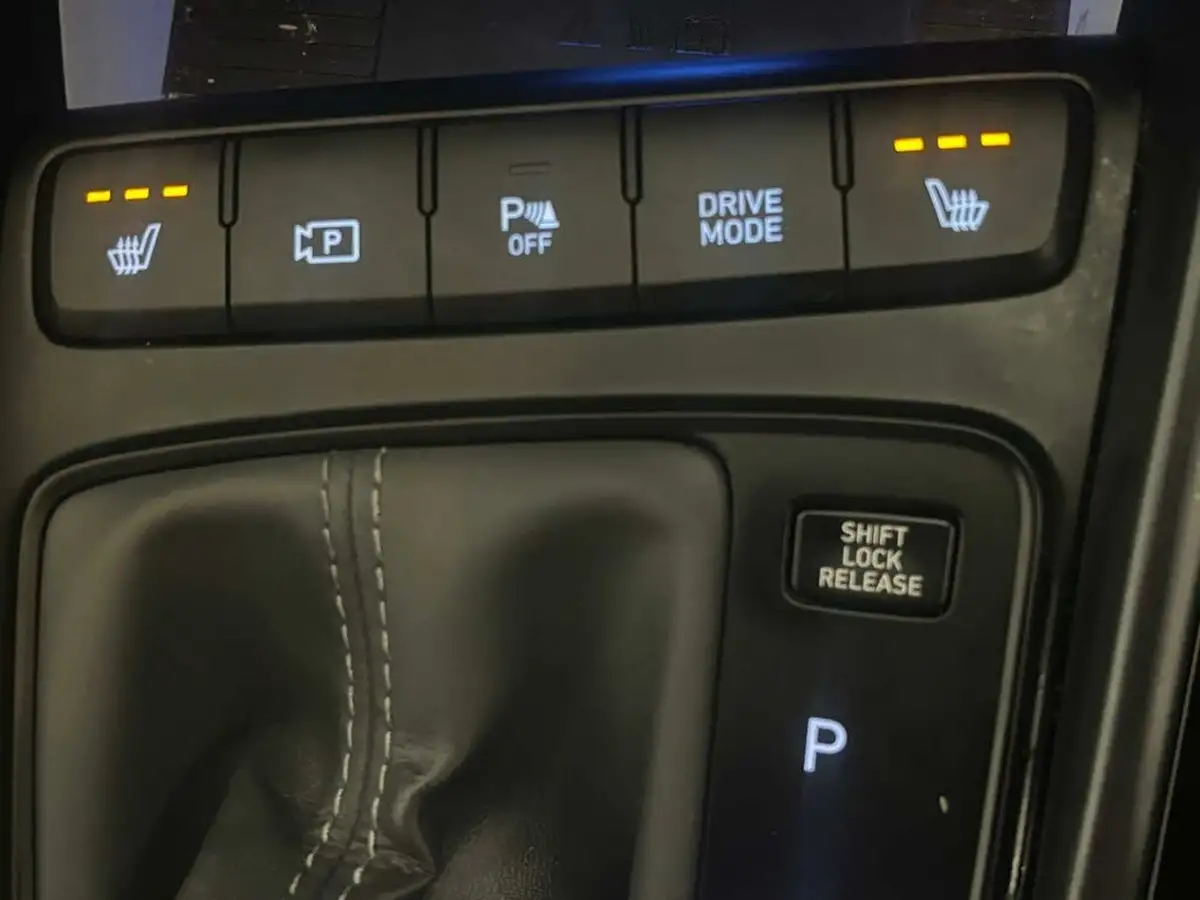 2024-hyundai-bayon-10-t-gdi-ultimate-120ps-48-volt-mhev-dct-big-29