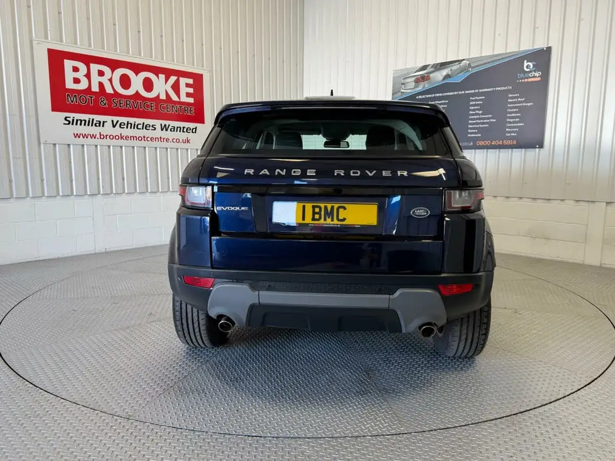 2016-land-rover-range-rover-evoque-20td4-se-tech-ss-hatchback-5d-big-5