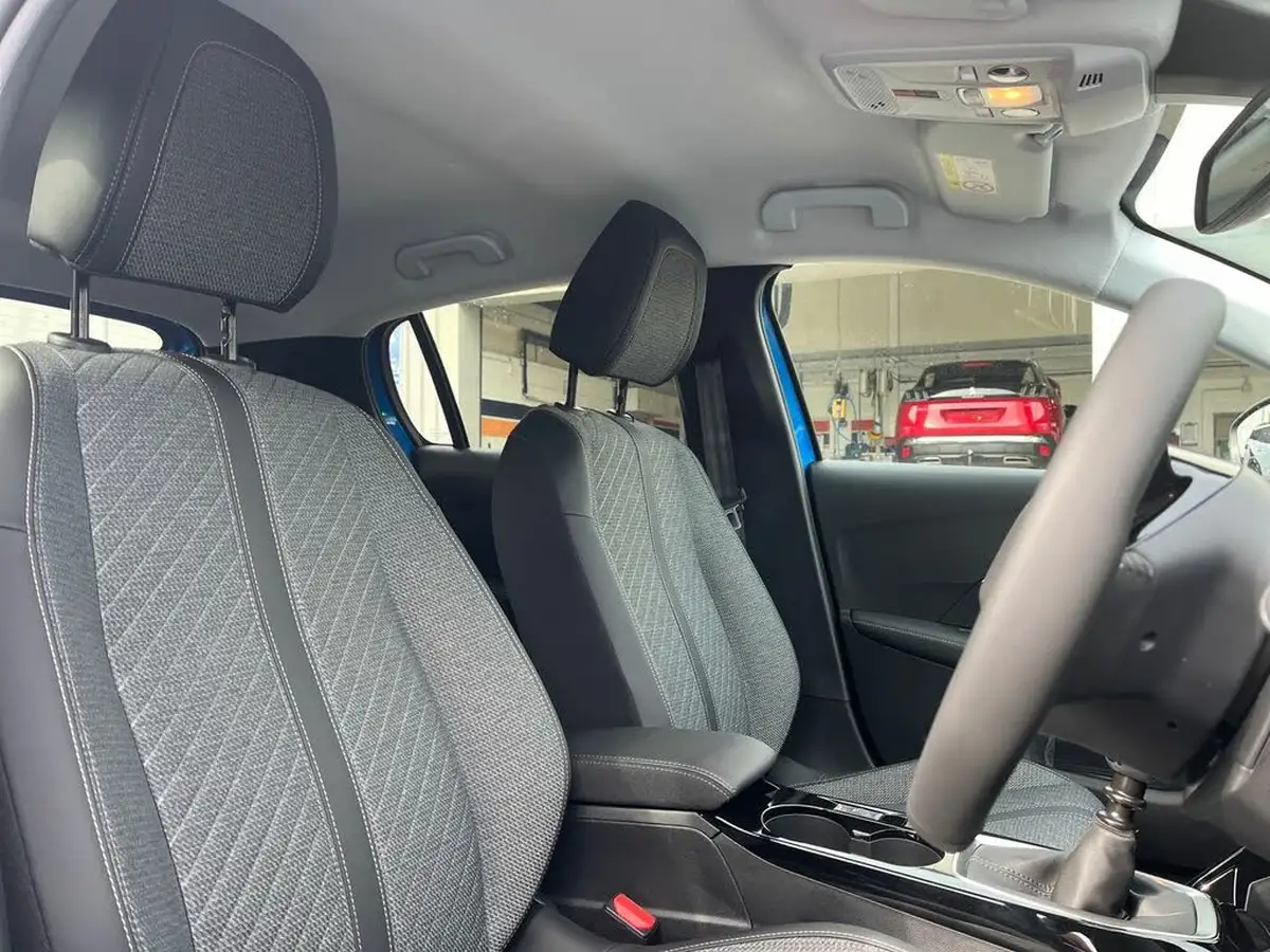 2024-peugeot-208-12-puretech-allure-big-22