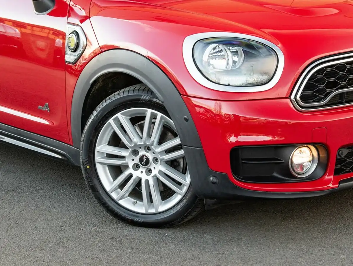 2019-mini-countryman-15-cooper-s-e-phev-exclusive-big-1