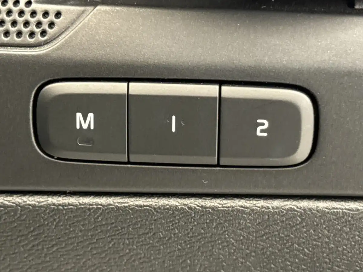 2021-volvo-xc40-15-t3-inscription-pro-163bhp-geartronic-big-20