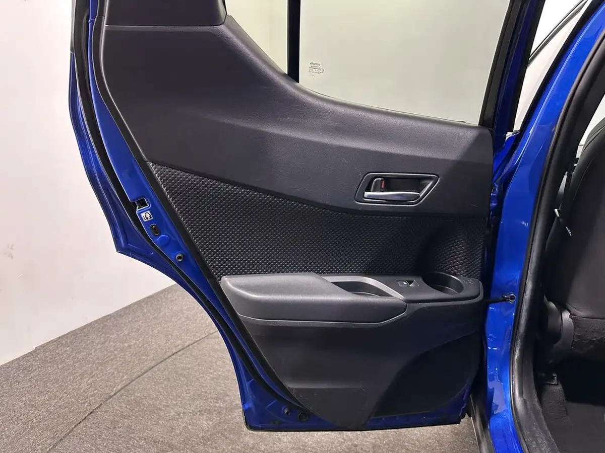 2018-toyota-c-hr-18-vvt-i-dynamic-big-32
