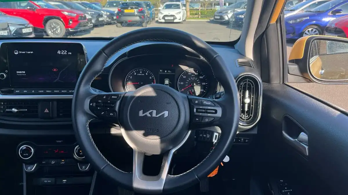 2022-kia-picanto-10-3-auto-seq-big-7