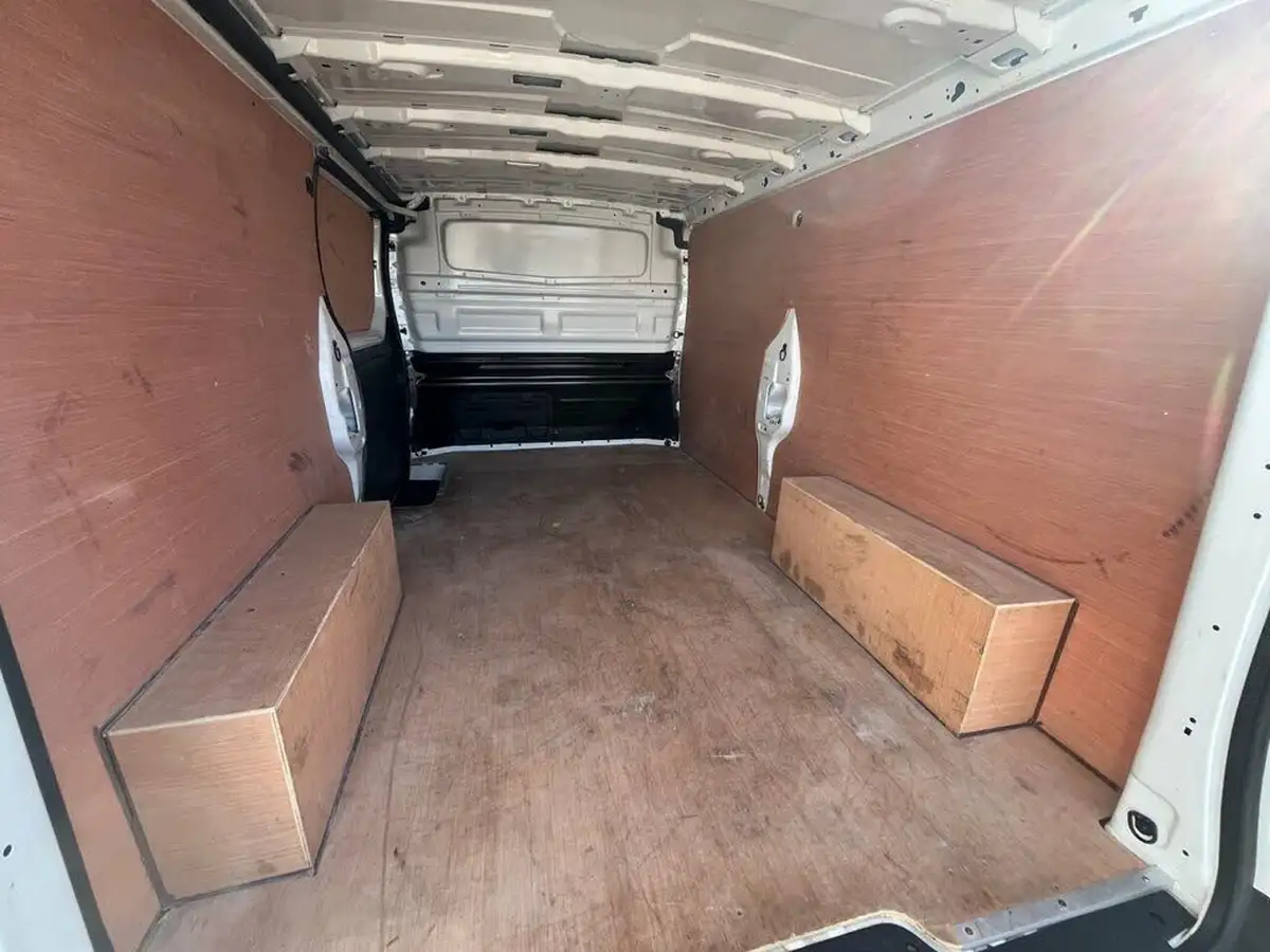 2021-renault-trafic-20dci-ll30-energy-120-business-panel-big-34