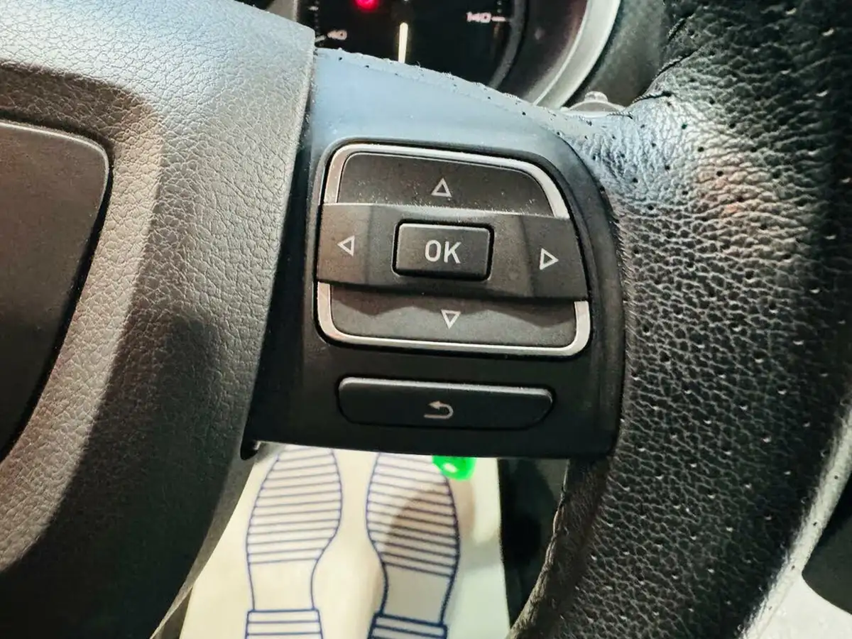 2011-seat-leon-12-se-copa-big-14