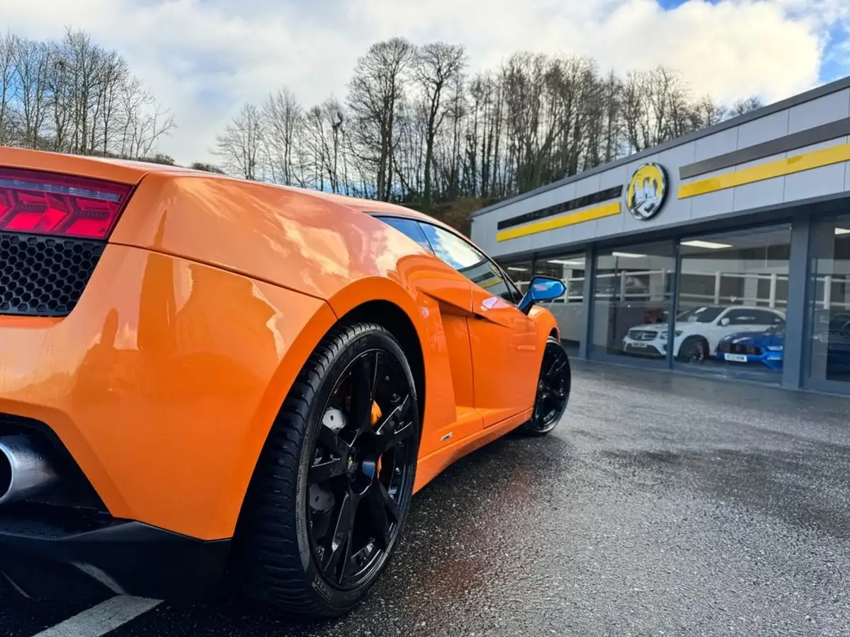 2012-lamborghini-gallardo-big-28