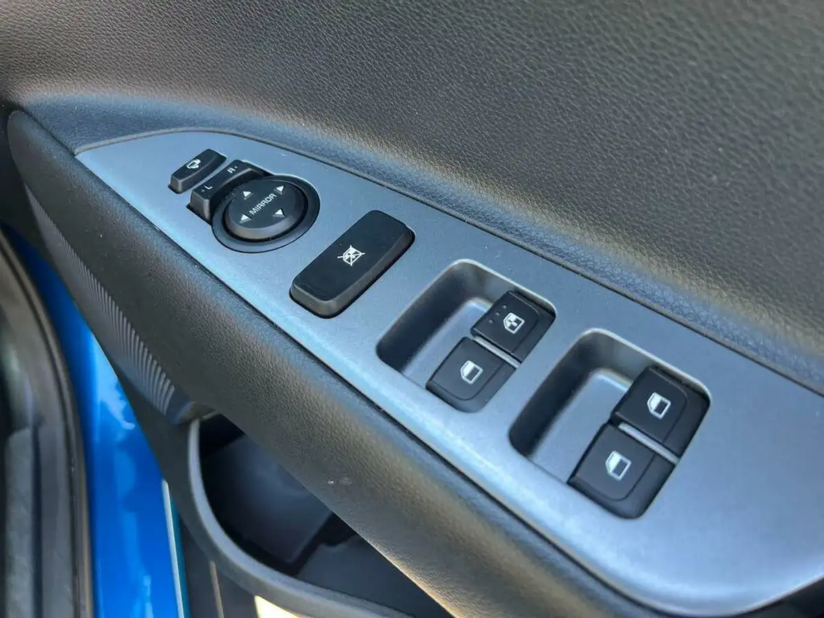 2022-kia-stonic-10-t-gdi-gt-line-118bhp-48v-big-25