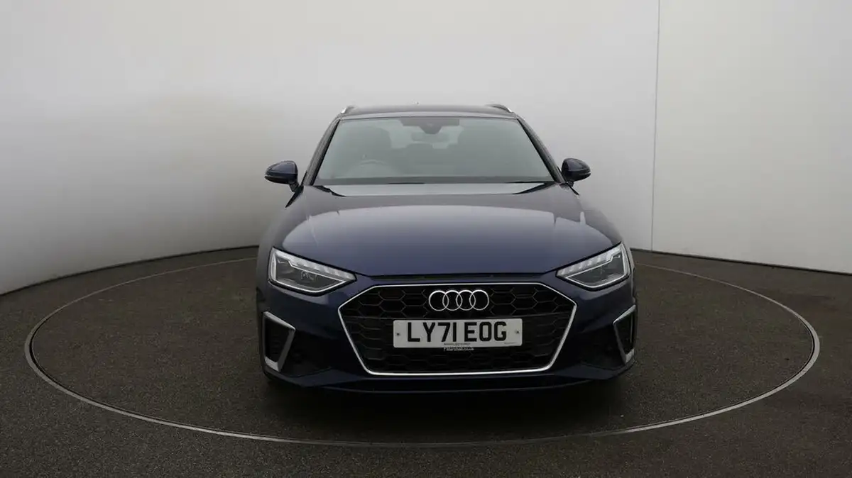 2022-audi-a4-avant-20-35-tfsi-s-line-tronic-big-34