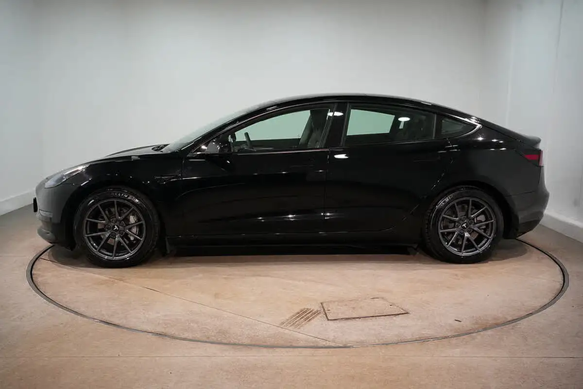 2021-tesla-model-3-e-long-range-4x4-big-4