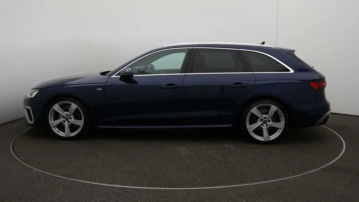 2022-audi-a4-avant-20-35-tfsi-s-line-tronic-big-58