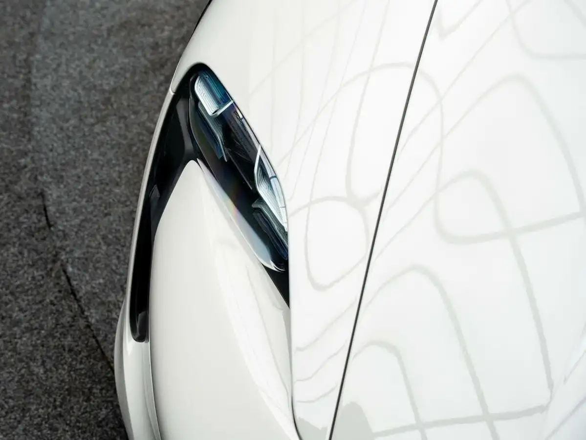 2023-porsche-taycan-e-turbo-s-cross-turismo-big-25