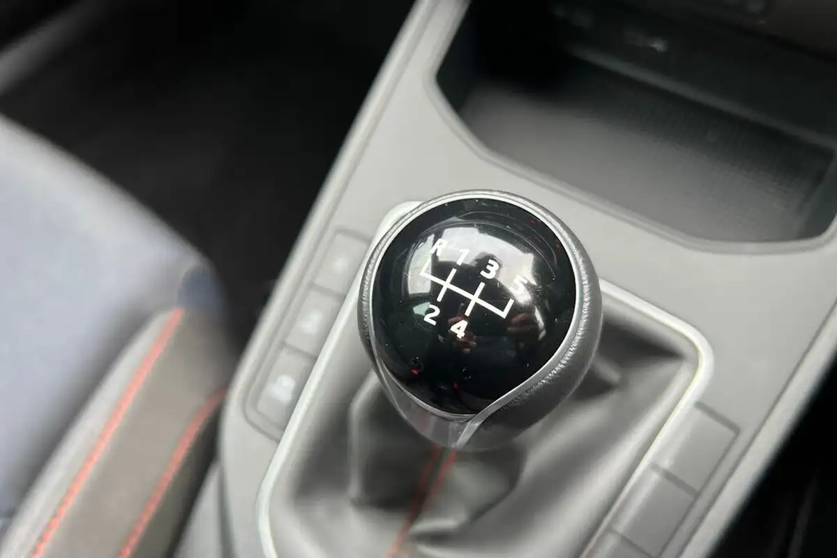 2022-seat-ibiza-10-tsi-fr-95ps-big-34