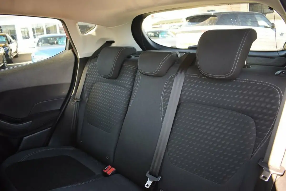 2017-ford-fiesta-11-ti-vct-zetec-5d-big-3