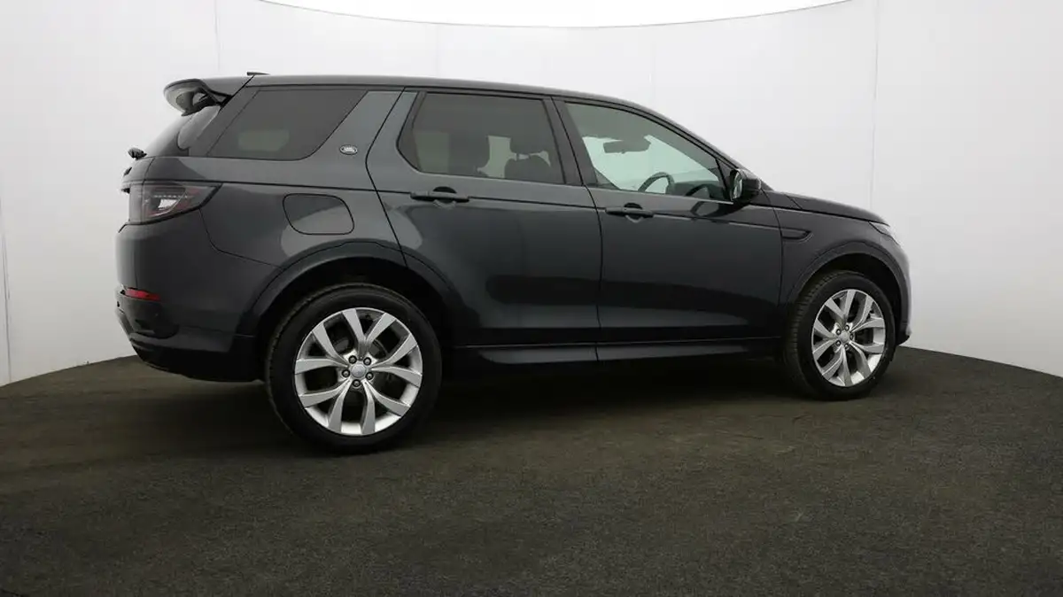 2022-land-rover-discovery-sport-20-d200-urban-edition-big-50