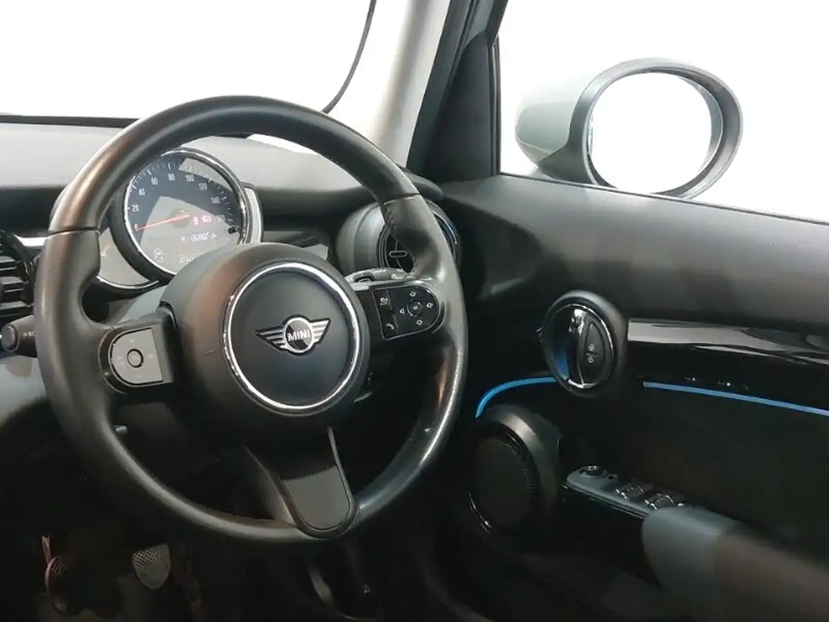 2022-mini-cooper-15-cooper-classic-hatchback-5d-big-9