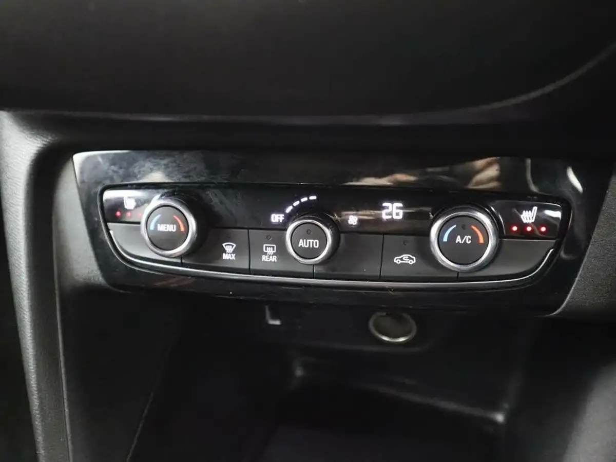 2022-vauxhall-corsa-12-turbo-sri-edition-100ps-big-15