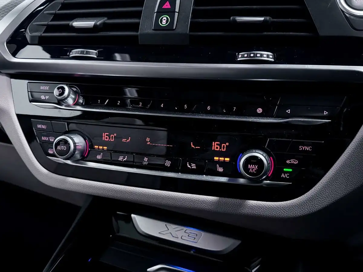 2020-bmw-x3-20-xdrive-30e-m-sport-big-32