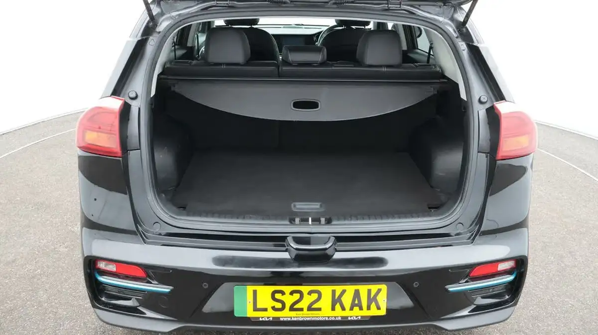 2022-kia-e-niro-ev-2-64-big-17