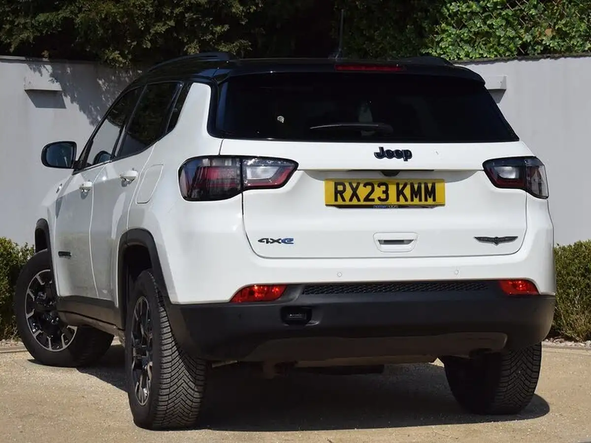 2023-jeep-compass-13-gse-trailhawk-big-1